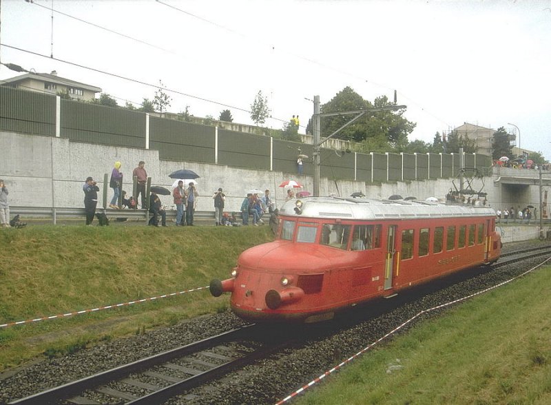 Lausanne Juni 1997.An der Jubilumsparade durfte der  Rote Pfeil 
RAe 2/4 Nr.1001 nicht fehlen.(Archiv P.Walter)