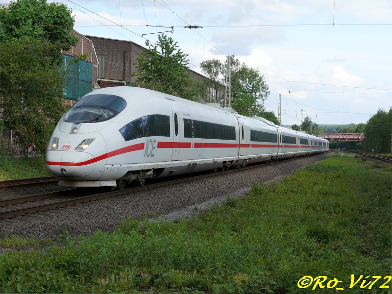 Leider war die  Fotowolke  viel schneller als der ICE  Treuchtlingen . Wengern-Ost. 18.05.2008.