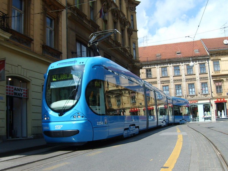 Linie 12 in der Frankopanska Strae.