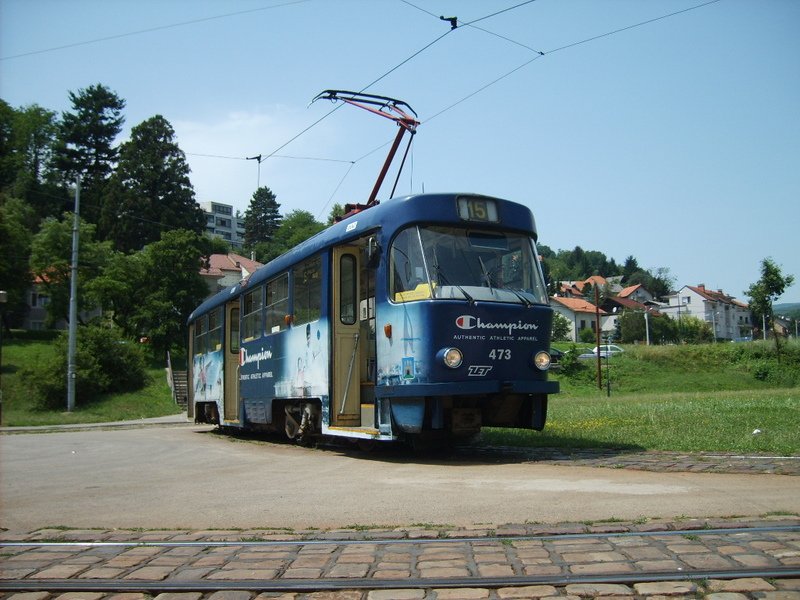 Linie 15 (die kurzeste Linie in Zagreb, nur etwa 2 km) auf die Endhaltestelle Mihaljevac.