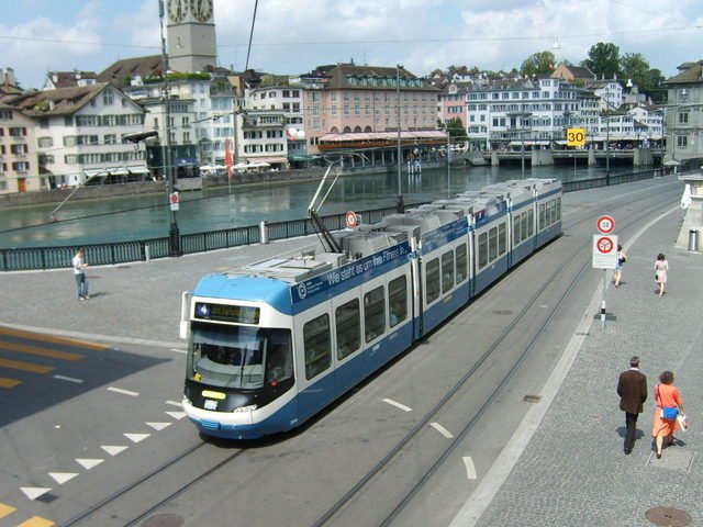 Linie 4 - Limmatquai.