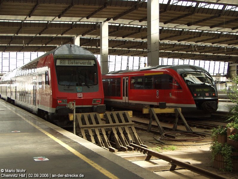 Links RB nach Elsterwerda, rechts RB nach Weipert (CZ) ber Annaberg-Buchholz in Chemnitz Hbf.
