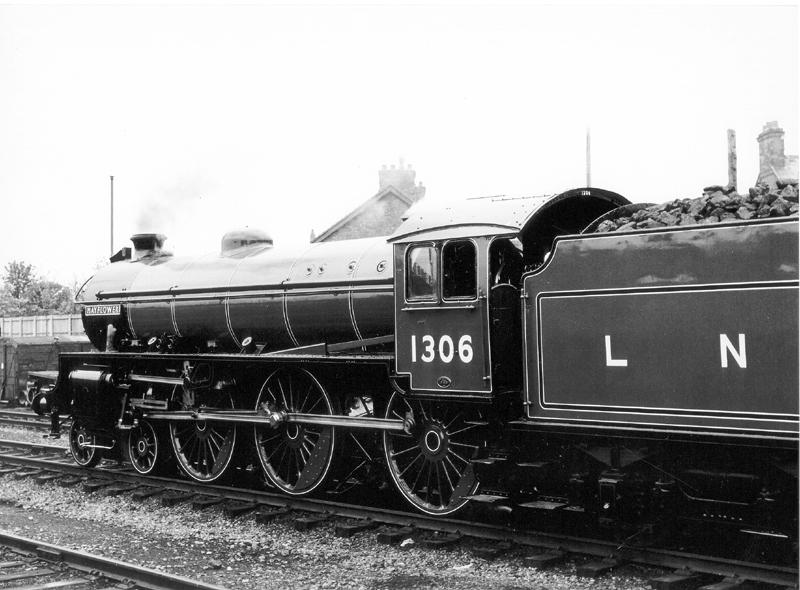 LNER Personenzug Dampflok class B1 4-6-0 Baujahr 1942. Betriebsfhig eingestellt bei der Great Central Railway in Loughborough