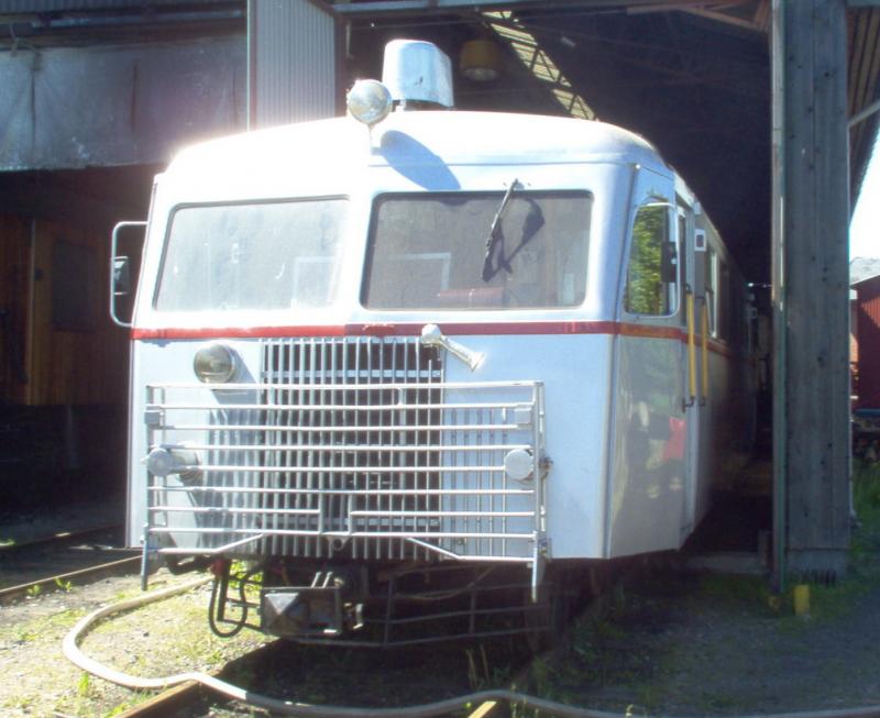 LNJ (Lyngby-Nrum Jernbane) schienenbus Sm13 hergestellt von Scandia, Randers 1952 in Grsted beim Grsted Veterantreff 2006.