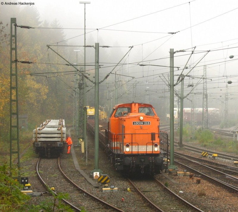 Locon 215 (ex. DB 203 141-7 )machte sich bereit um spter ihren Bauzug nach Villingen zubringen  Rottweil 25.10.08