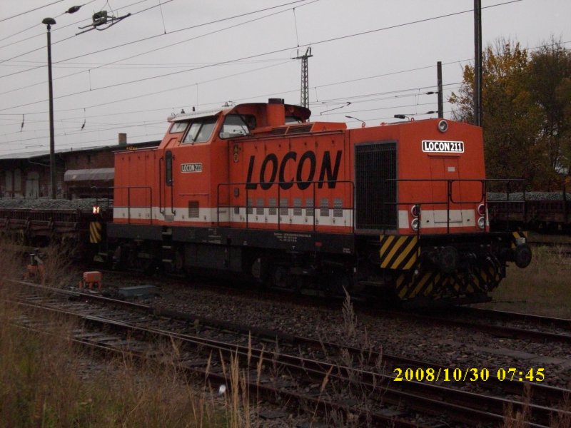LOCON-Lok 211 am 30.10.2008 in Bergen/R�gen.