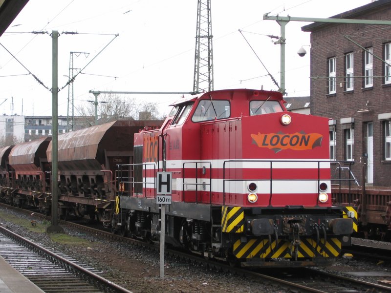 Locon V 100 rangiert am 09.03.2008 im Dsseldorfer Hbf