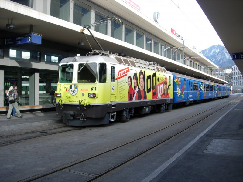 Log Ge 4/4 II mit Arosaexpress in Chur.