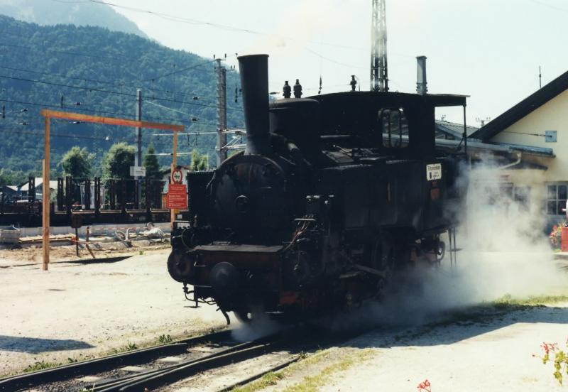 Lok 1 beim Umspannen in Jenbach.