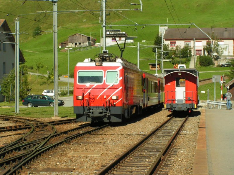 Lok 103 hat den Abstieg von Ntschen nach Andermatt geschafft. 04.08.07