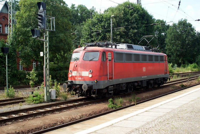 Lok 115 346 - 9 bei der Durchfahrt durch den Bhf. Wannsee Berlin