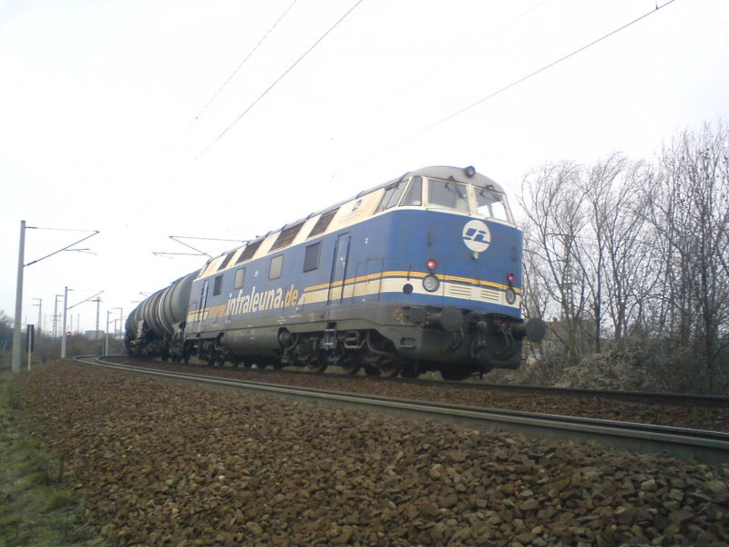 Lok 205 der Infraleuna als Schublok an einem Kesselzug.Am 05.03.09 in Leipzig.