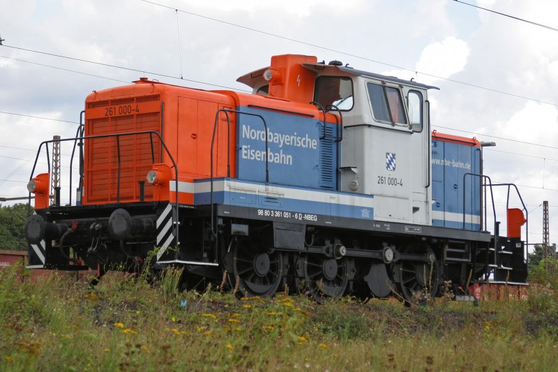 Lok 261 000-4 der NbE steht am 29.8.09 abgestellt in Duisburg-Ruhrort