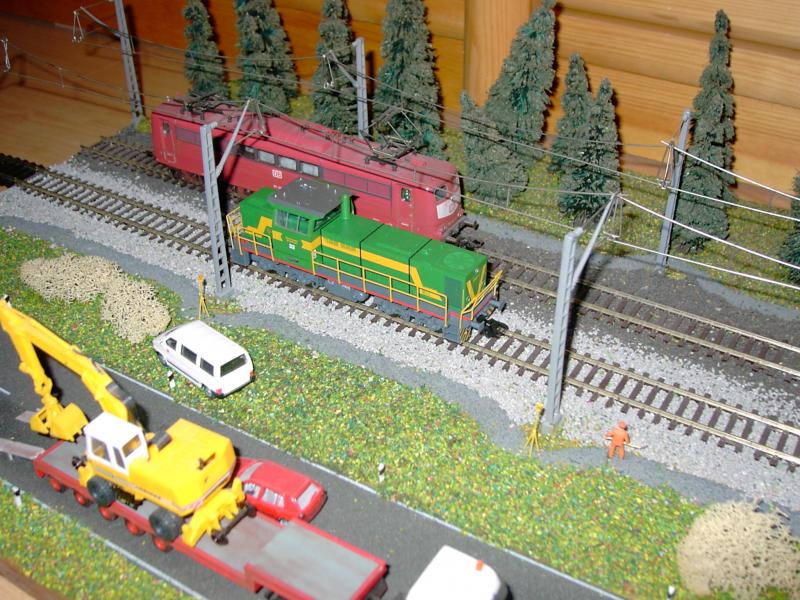 Lok 32 der Dortmunder Eisenbahn von Trix.
Typ Mak G 1204