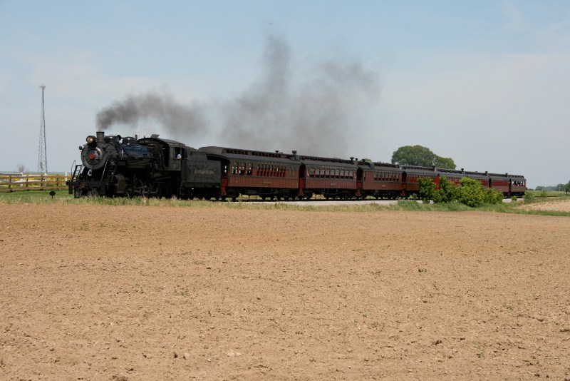 Lok 90 der Strasburg Rail Road bei einer Szene wie in einem Western (22.05.2009)