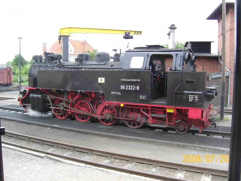 Lok 99 2322-8 beim Umsetzen und Wasser nachtanken in Khlungsborn- West am 20.07.08.