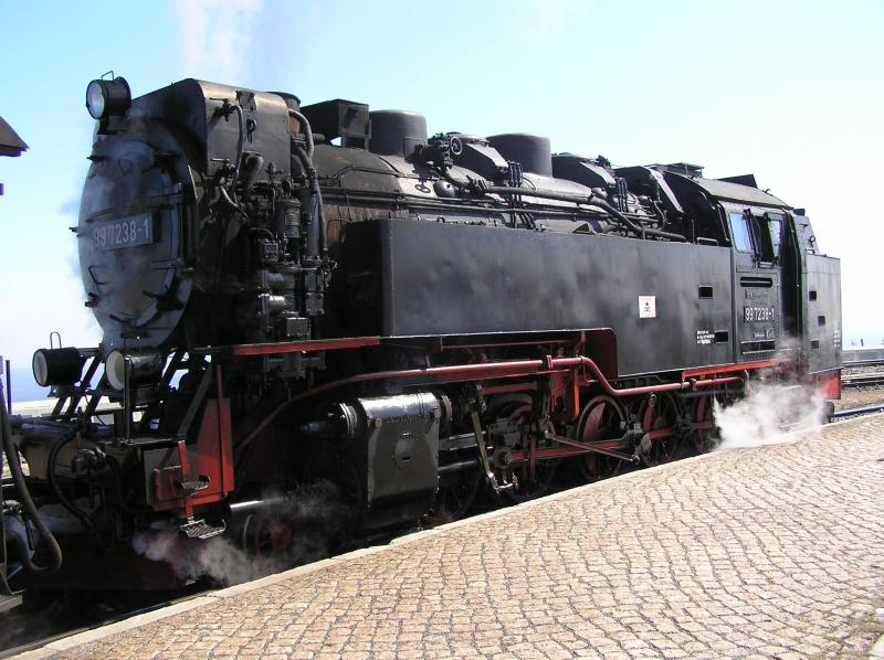 Lok einer Dampflok der Brockenbahn
Das Foto hab ich am Brockenbahnhof gemacht! 