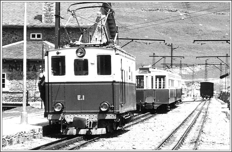 Lok E1 hat ihr Manver in Nuria bald beendet. (Archiv 06/84)
