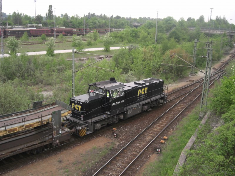 Lok G 1206 der  PCT GmbH  bei Rangierfahrten am 15. Mai 2009 im
Rangierbahnhof Mnchen-Nord.