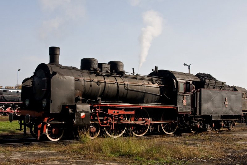Lok Ok1-359 der PKP ex P 38 2155, gebaut 1917 bei der Fa. Schwartzkopff Berlin gebaut
Die Lok fhrt noch im Liniendienst.

BW Wolsztyn am 13.10.2008