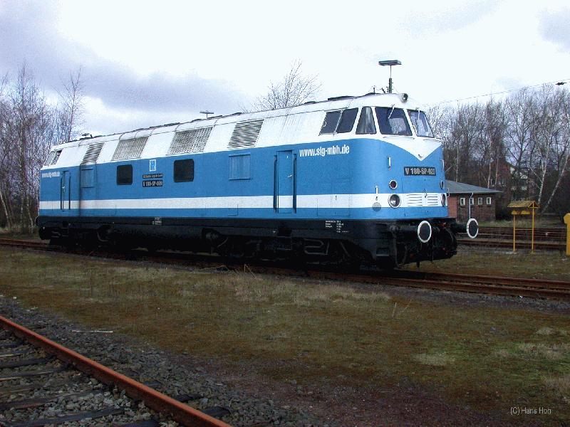 Lok V 180 der SLG (Spitze Logistik GmbH) im Bf Hamburg-Eidelstedt am 22.03.2002.