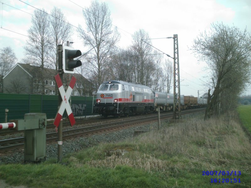 Lok V6 der Mindener Kreisbahn Hhe Peine-Vhrum im Mrz 2007