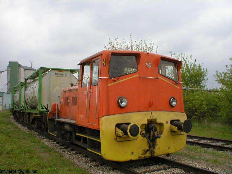 Lok2 der lmhle-Bruck/Leitha bei Verschubarbeiten (2005-04-26)