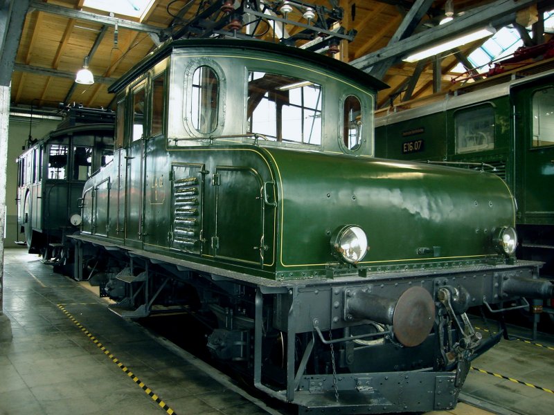 Lokalbahnlokomotive LAG 1 im verdienten Ruhestand und zu besichtigen in der Lokwelt Freilassing  9/08