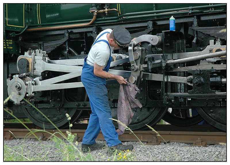 Lokpflege am 27.5.2007 in Gleinst�tten.