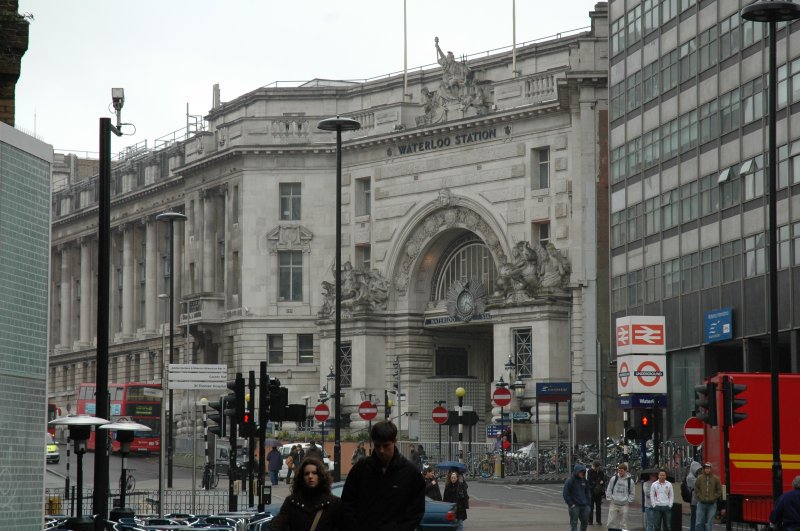London Waterloo Station 27.3.2006