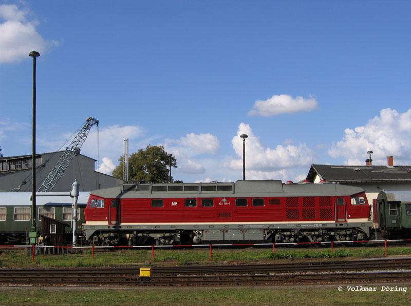  Ludmilla  232 158 der Leipziger Eisenbahnverkehrsgesellschaft (LEG) wartet in Nossen auf neuen Einsatz- 27.09.2005
