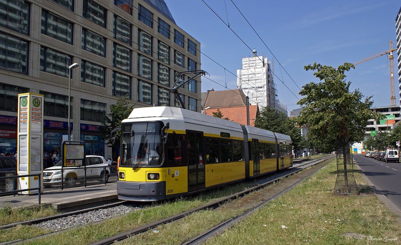 M 4 nach Falkenberg - Spandauer Strae /Marienkirche
GT6N Z
Wagen 2020
02.08.2009