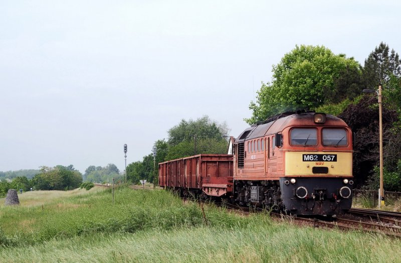 M62 057 in Hdmezvasarhely Nepkert (19.05.2007)