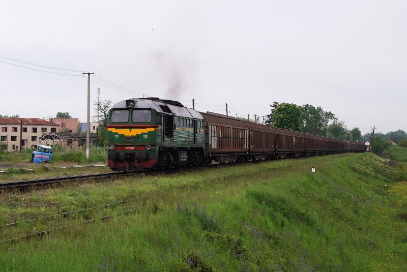 M62 - 1361 mit einem Gterzug in Vilok (08.05.2008)