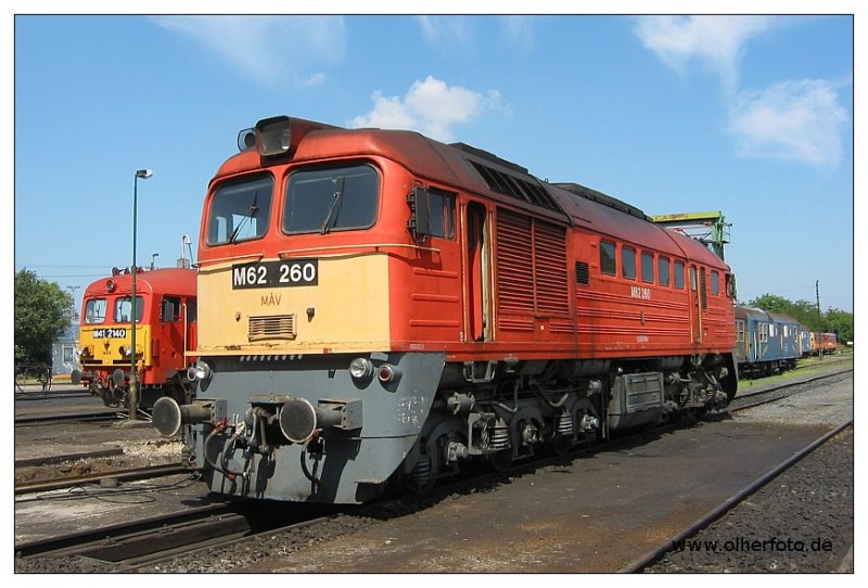 M62 260 aufgenommen am 26.07.2003 in Tapolca.