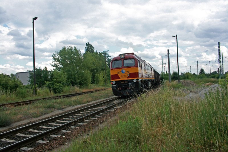 M62M 006 bei Ausfahrt am 27.06.2008 aus dem Bahnhof Guben