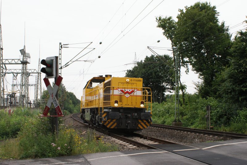 Mak G 1700BB Lok Nr. 12 von Wiebe als Lz am Km 28,190 in Dsseldorf am 11.07.2008