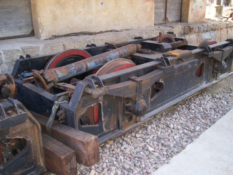 Mallorca/Bunyola,Antriebsdrehgestell einer Diesellok(?).