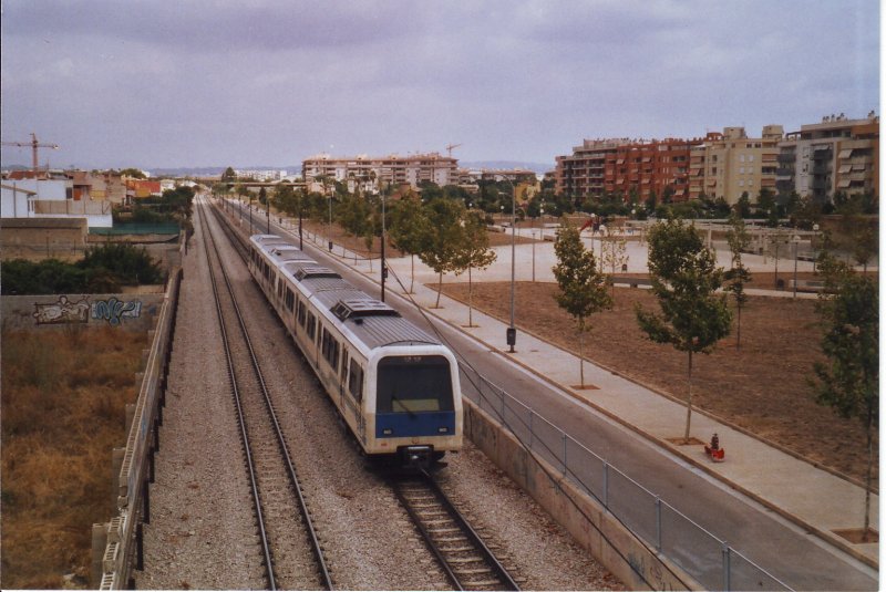 Mallorca/Son Fuster,August 2004,VT fhrt in Richtung Palma ab.