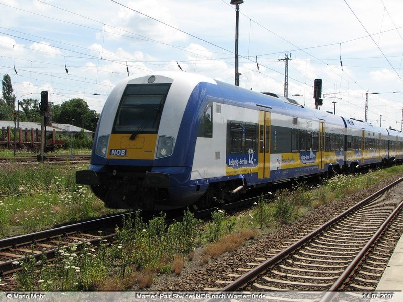 Married-Pair Steuerwagen der NOB auf den Weg nach Warnemnde.