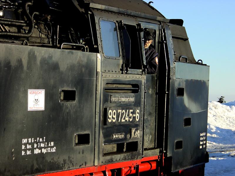 Maschine & Meister im Brockenbahnhof, 23. Februar 2003