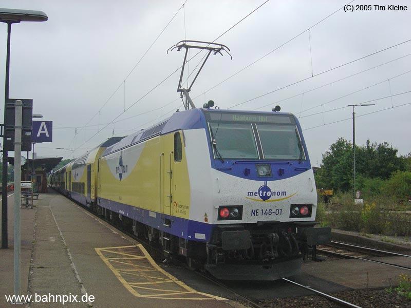ME 146-01 am 23.08.2005 mit dem Metronom nach Hamburg Hbf in Uelzen.