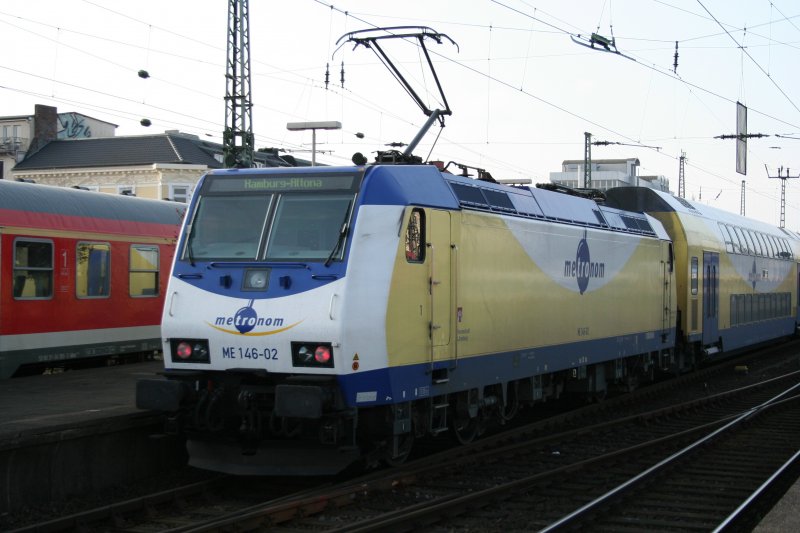 ME 146-02 am 19.4.2008 in Hamburg-Altona.