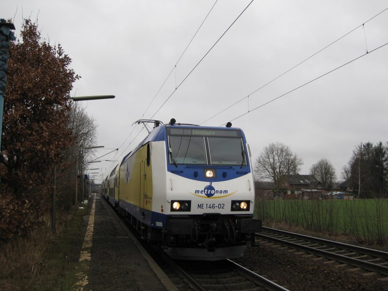 ME 146-02 steht am 31.01.09 mit MEr 36511 in Radbruch zur Abfahrt nach Lneburg bereit.
