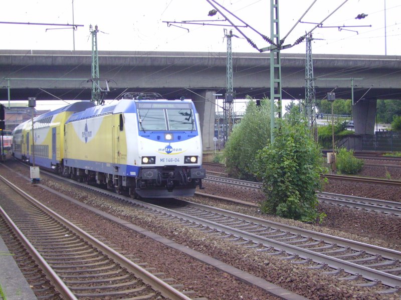 ME 146-04 verlsst Hamburg-Harburg in Richtung Bremen Hbf. 22.08.07