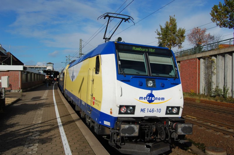ME 146-10 mit metronom nach Hamburg Hbf in HH-Harburg am 17.10.2008