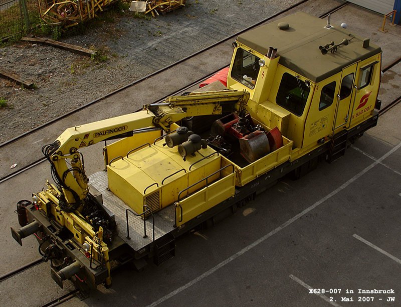 Mein Name ist 628 - X 628. In Innsbruck, 2. Mai 2007 kHds (Denn ich bin - das ist der Witz daran - 628-007)