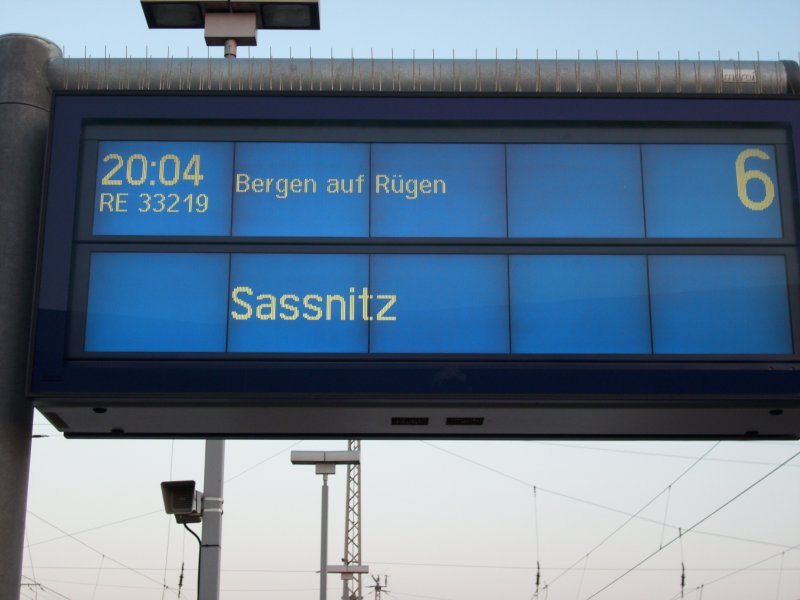 Mein Zug Richtung Heimat am 12.April 2009 in Stralsund.