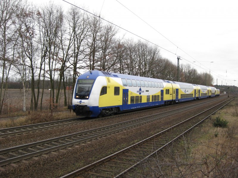 MEr 36516 Lneburg - Hamburg-Harburg bei der Ausfahrt am 31.01.09 aus Radbruch Richtung Winsen (Luhe).