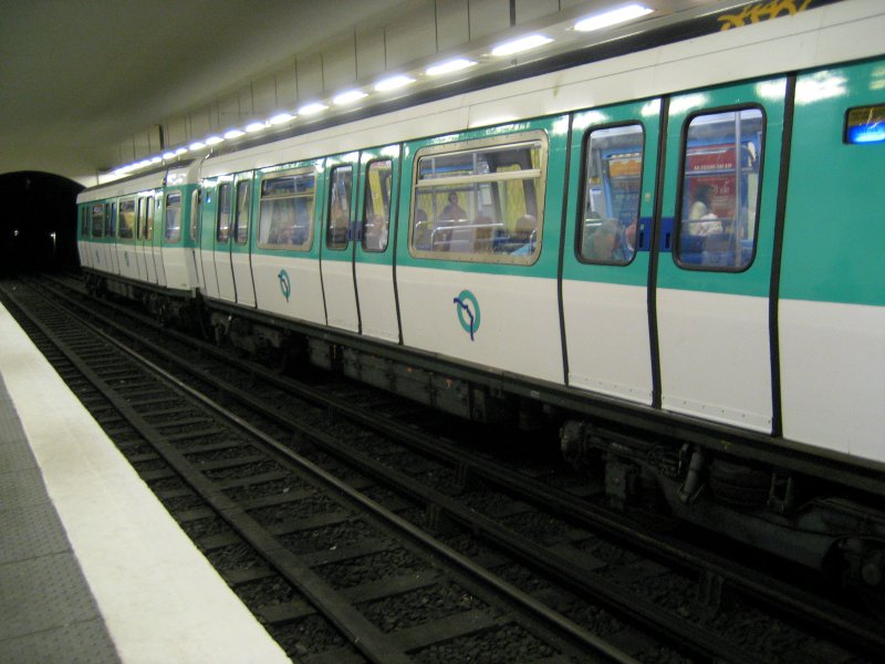 Metro Paris
Station   Ecole Vtrinaire de Maisons Alford  
Sommer 2007